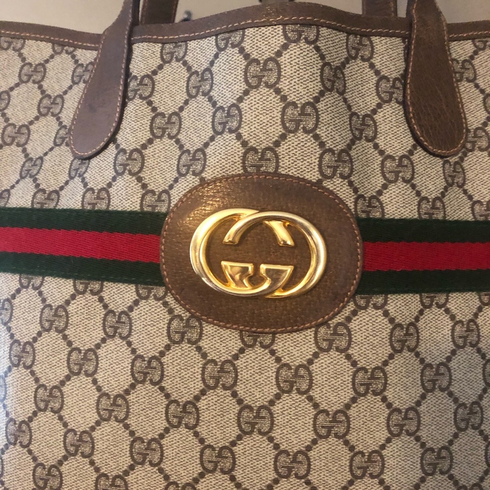 ‼️SOLD‼️🍒 Authentic Gucci Shopper Tote 🍒 - Picture 1 of 16